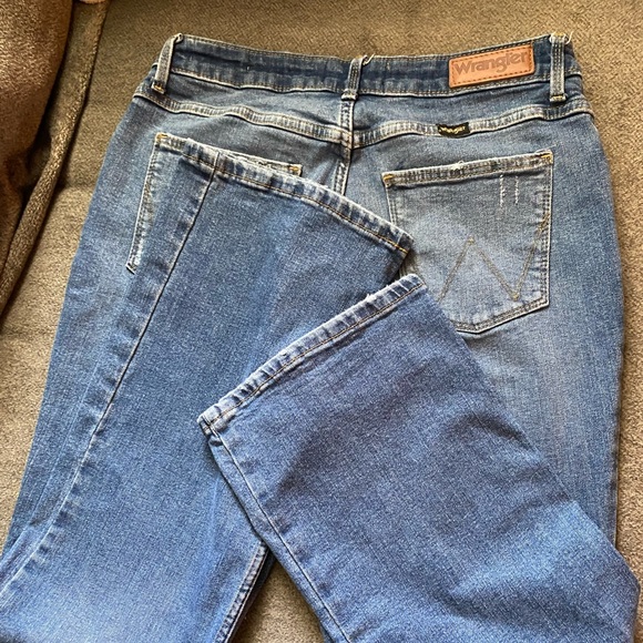 Wrangler Boot Cut - Picture 3 of 4